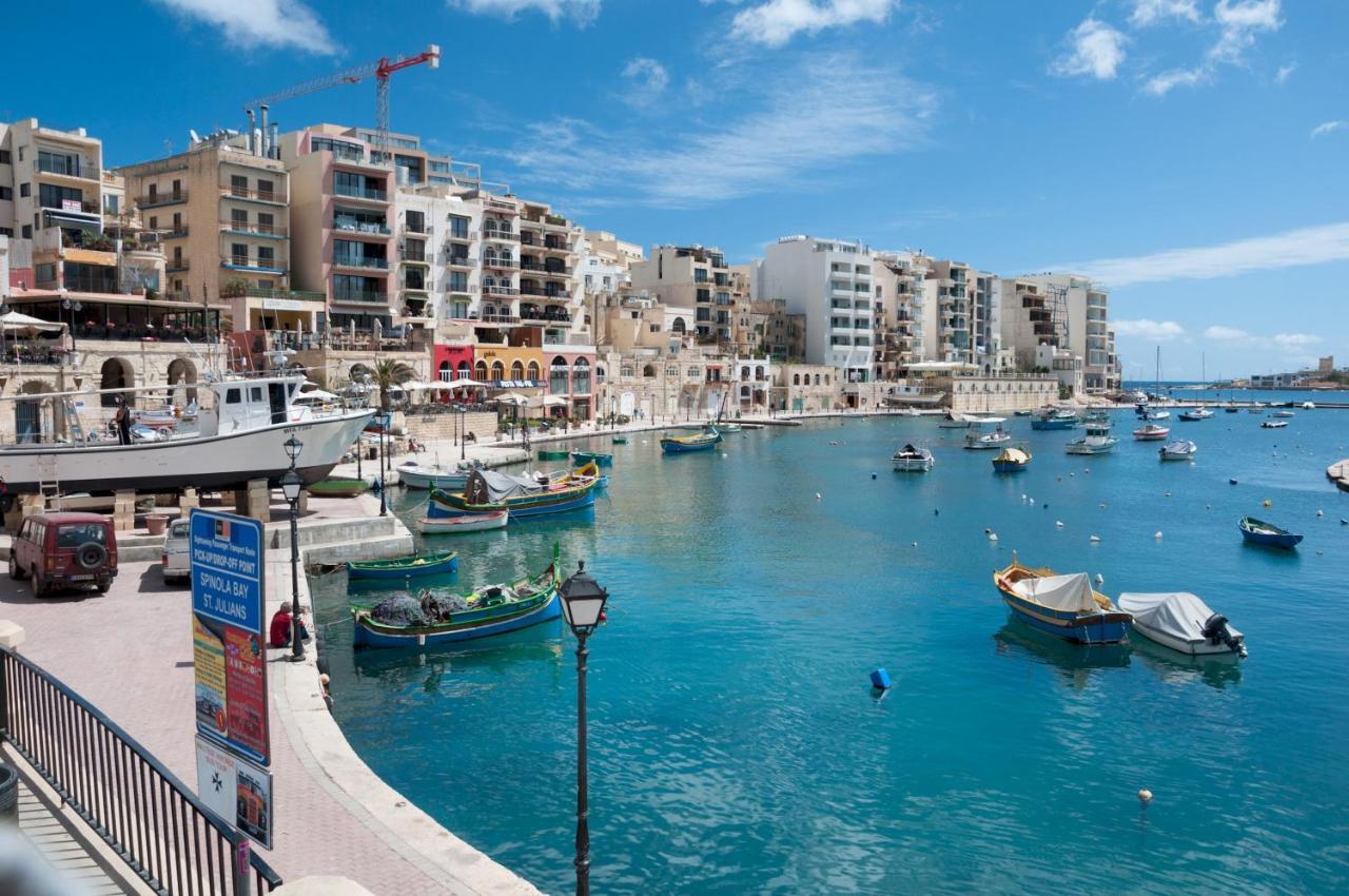 Prime Location Apartment With Side Seaviews Sliema Exterior foto